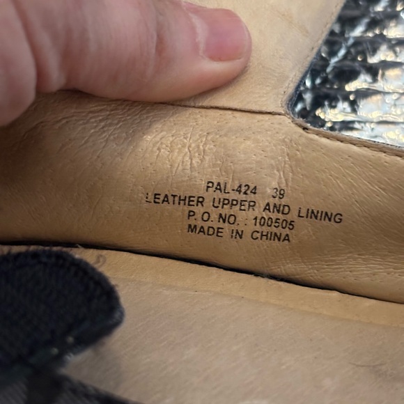 Alegria Black Flats with Decorative Stitching - Picture 5 of 6